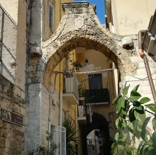 Arco Di Levante 巴里